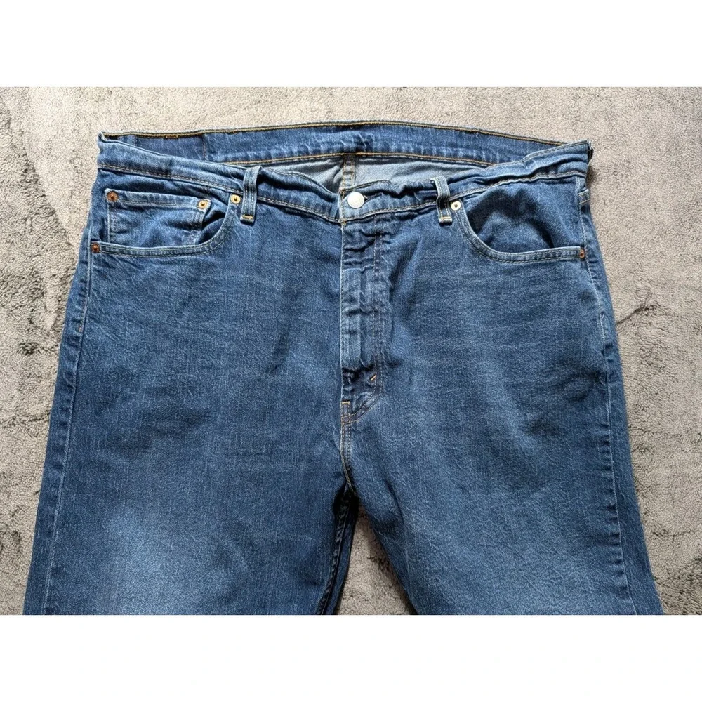 Levi's 505 Regular Fit Jeans Men's Size 40x32 Medium Wash